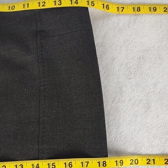 Ann Taylor LOFT Petites Women's Dark Gray To Black Lined Pencil Skirt Size 6P - Picture 9 of 11